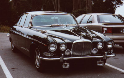 Jaguar2.jpg (32251 bytes)